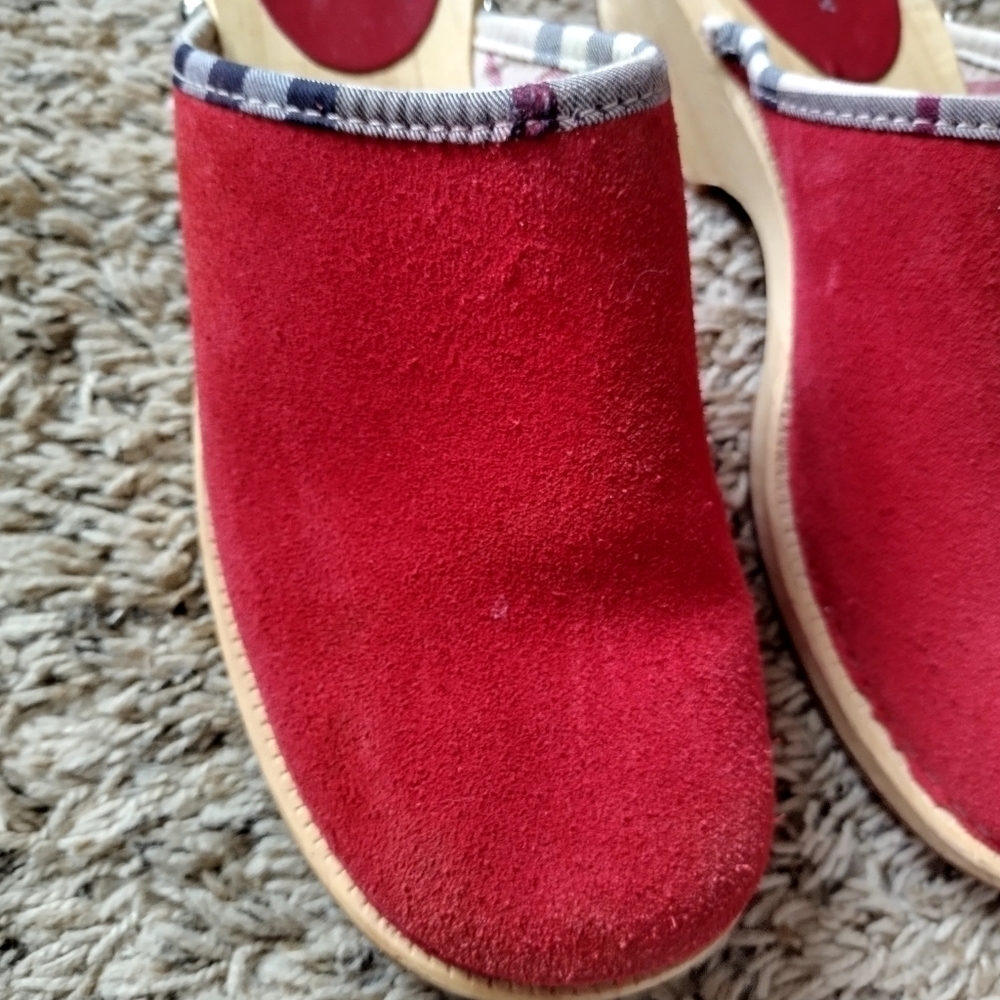 Burberry Authentic Red Suede Leather Wooden Clogs Mules Slip On sz 38/7,5 - Picture 3 of 9